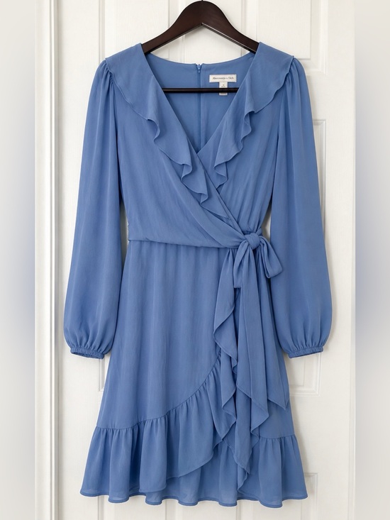 London Times Dresses & Skirts - London Times NWT Blue Ruffle Wrap Dress Size 10 Romantic Feminine